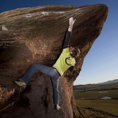 crimping on a sandy pile of choss - photo by mark savage
